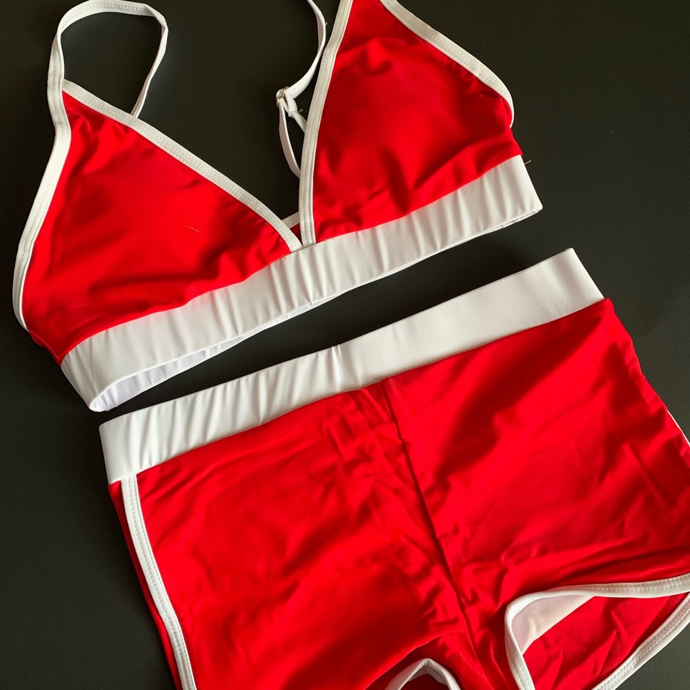 Red swim set